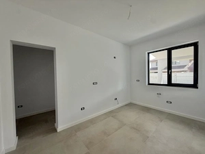 Duplex, despartit prin camera tehnica, 4 camere, 111mp utili in Giroc  - imagine 5