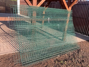 Panouri bordurate plastifiate verzi 1700   2500 mm,   4.2 mm   rezistente și durabile