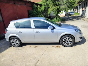 Opel Astra H  cu GPL, 120mii km reali, AC și pilot automat - imagine 4