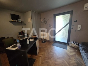 Apartament 2 camere semidecomandate la parter de vanzare Titu Pertia - imagine 5