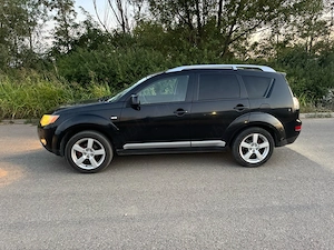 Vând Mitsubishi Outlander 4X4, 2,0 diesel, 2008 - imagine 6