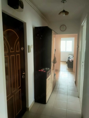 Vând apartament 3 camere