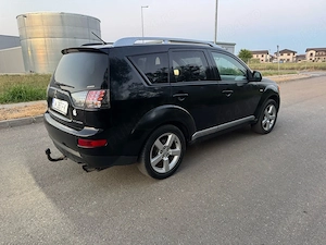 Vând Mitsubishi Outlander 4X4, 2,0 diesel, 2008 - imagine 3