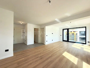 Apartament 2 camere cu vedere panoramică spre munte - Kasper Coresi - imagine 2