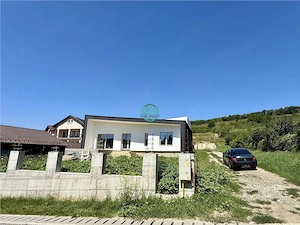 Casa cu 3 camere de vanzare, teren 400 mp, in Corunca - imagine 2