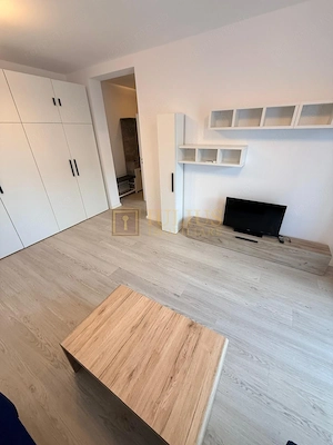 2 camere| Dumbravita| curte mare| terasa generoasă| loc de parcare| - imagine 13