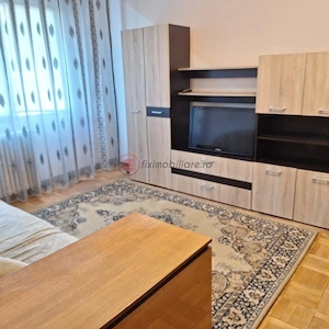Podu Roș apartament 2 camere  - imagine 2
