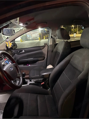 Ford Focus 1.6 Tdci  - imagine 6