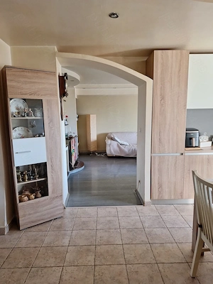 Proprietar vând apartament - imagine 2