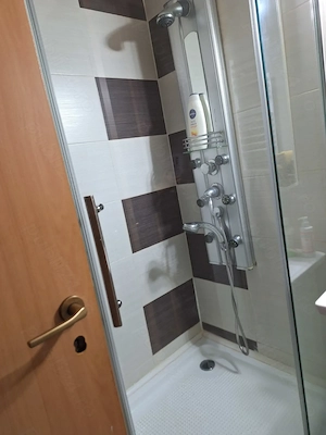 Proprietar vând apartament - imagine 7