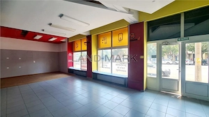 Spatiu comercial, zona Modern la bulevard, vad  excelent !!
