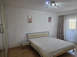 Inchiriez apartament 3 camere zona Dorobanti Deva - imagine 4
