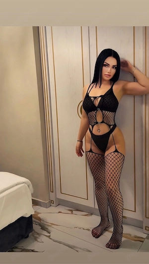 Show web si apoi întâlniri-sms whapp 