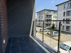 Apartament 2 camere, etaj 1/3, centrala, aer conditionat- Hotel IQ- Giroc - imagine 8