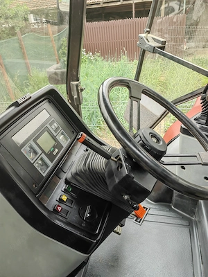 Vand tractor Case international 5130  4x4  - imagine 8