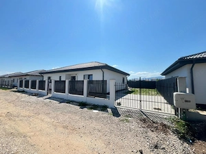Casa-4-Camere-112mp-Curte-410mp-Izvor-Tarlungeni-Brasov