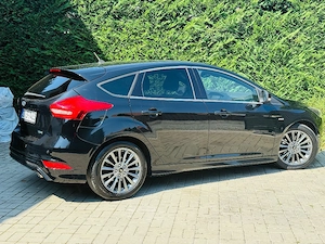 Ford Focus 1.5 Hatchback ST-LINE 2017 - imagine 6