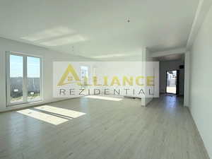 CASA PE PARTER IN BERCENI – TEREN 500 MP – ANSAMBLU ASFALTAT - imagine 6
