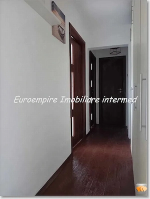 Apartament 2 camere decomandate zona Centrala - imagine 5