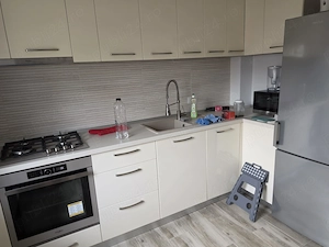 Apartament de închiriat 3 cam PRET 500E - imagine 6