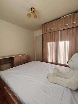 Apartament cu 2 camere, zonă centrală, cu loc de parcare - imagine 3