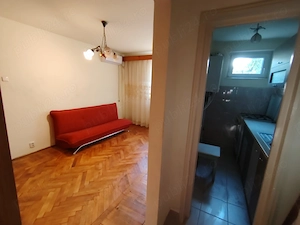 Apartament cu 2 camere, zonă centrală, cu loc de parcare - imagine 4