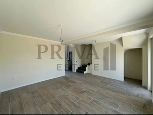 Casa insiruita, bucatarie inchisa, 3 camere, 2 bai, Giroc - imagine 5