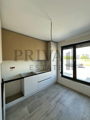 Casa insiruita, bucatarie inchisa, 3 camere, 2 bai, Giroc - imagine 6