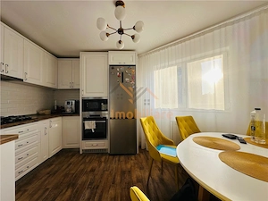 APARTAMENT 4 CAMERE | RENOVAT | ZONA NUFARUL | A.PENES CURCANU - imagine 9