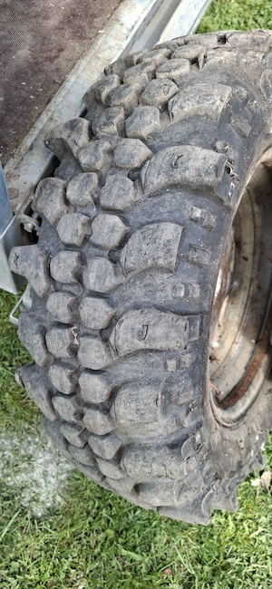 Roți Suzuki Samurai profil Simex 215 70 R15