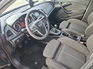 Opel Astra J - imagine 4