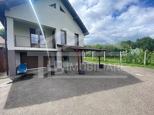 Casa individuala de 2 camere, 140mp, garaj, curte, Zona Voiniceni - imagine 13