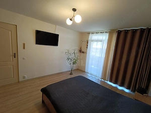 COMISION 0 Apartament 2 camere semidecomandat zona Eroilor - imagine 12