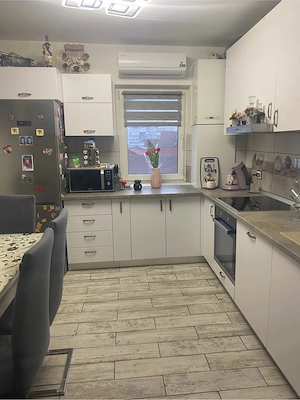 Apartament 3 camere  - imagine 8