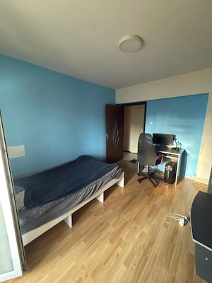 Apartament 3 camere, etaj intermediar, zona Mol, bld Primaverii - imagine 2
