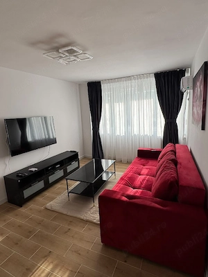 închiriez apartament 2 camere Metrou Iancului!