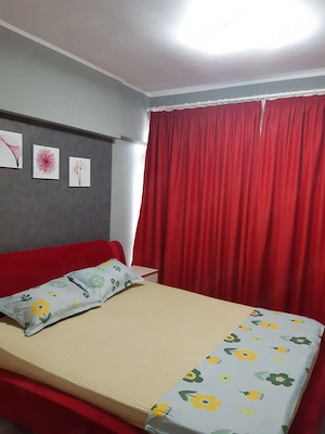 Inchiriez apartament 2 camere, etaj 2, zona Campus. - imagine 9