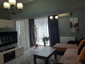 Inchiriez apartament 2 camere, etaj 2, zona Campus. - imagine 2