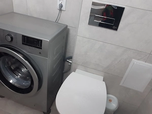 Inchiriez apartament 2 camere, etaj 2, zona Campus. - imagine 4