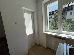 Apartament 2 camere, centru, liber, proprietar - imagine 5