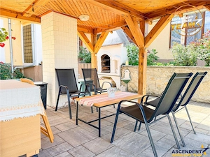 Sfantu Gheorghe Central,9camere,271mp utili,teren 547mp,4 intrari,garaj 59mp,potential:business,inve - imagine 3