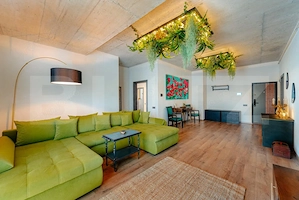 Apartament de LUX la inchiriat, cu 3 camere, 83 mp, zona centrala - imagine 2