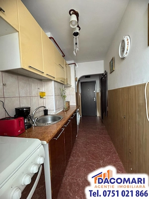 De vanzare- apartament 2 camera, micro 19, etaj 7 10 - imagine 2