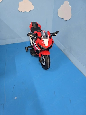 Vând motor electric pentru copii 