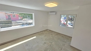 Oravita, Spatiu Comercial, Zona Piata, Usor Negociabil - imagine 10