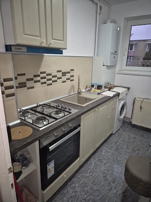 Apartament 2 camere zona Avram Inacu 