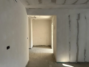 Apartament 48  mp cu 2 camere Busteni comision 0 - imagine 5