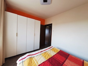 Aproape de Centru si Iulius Town. Decomandat. Etaj intermediar. - imagine 7