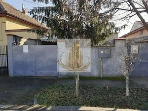 Casa de vanzare 3 apartamente zona Lipovei - imagine 7