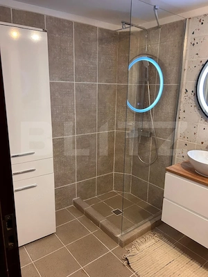 Apartament central, cladire istorica, mobilat utilat,la cheie - imagine 10